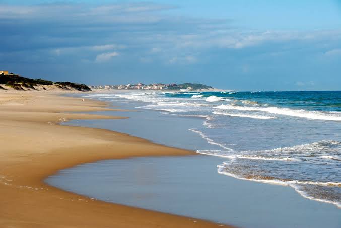 Kabeljous Beach with town in background